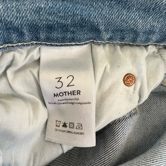 Mother Jeans. Mid Rise Dazzler Ankle Fray in Reading By The Pool. Size 32 - Picture 9 of 10